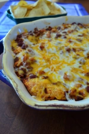 Chili Cornbread Bake