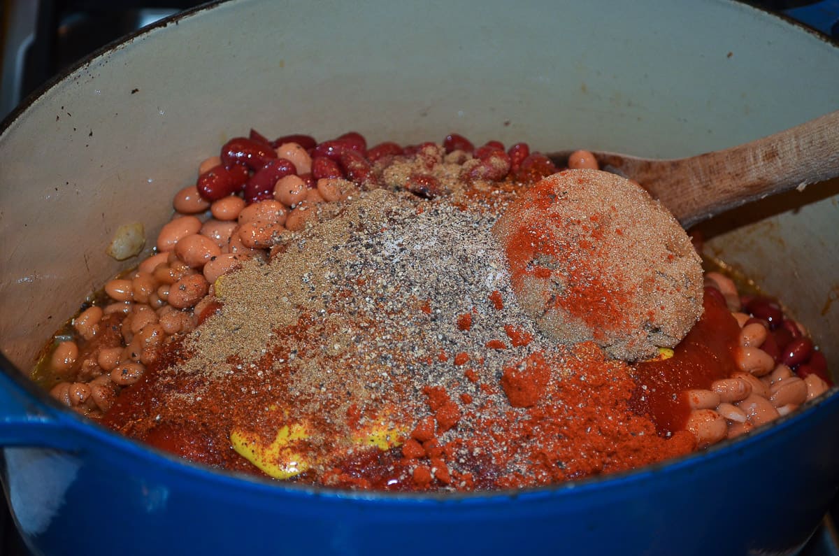The remaining ingredients are added to the pot.