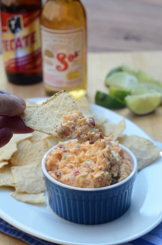 Bandera Copycat Queso Dip