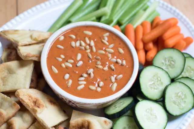 Roasted Red Pepper and White Bean Dip