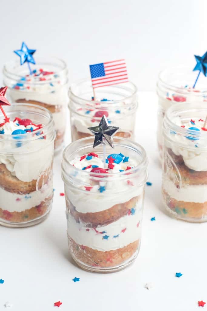 Patriotic Funfetti Mason Jar Cupcakes