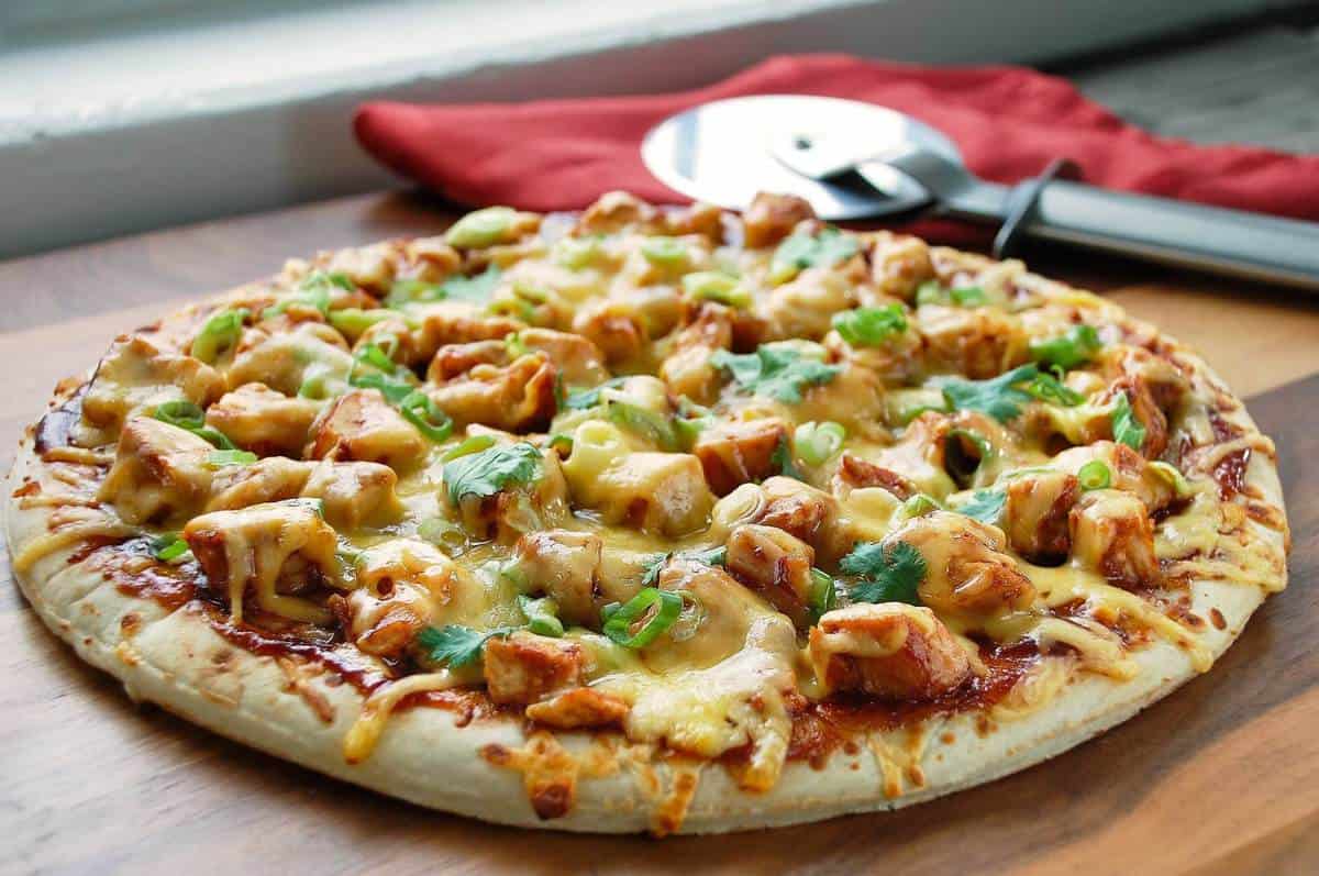 Beemster Smoked Gouda BBQ Chicken Pizza 