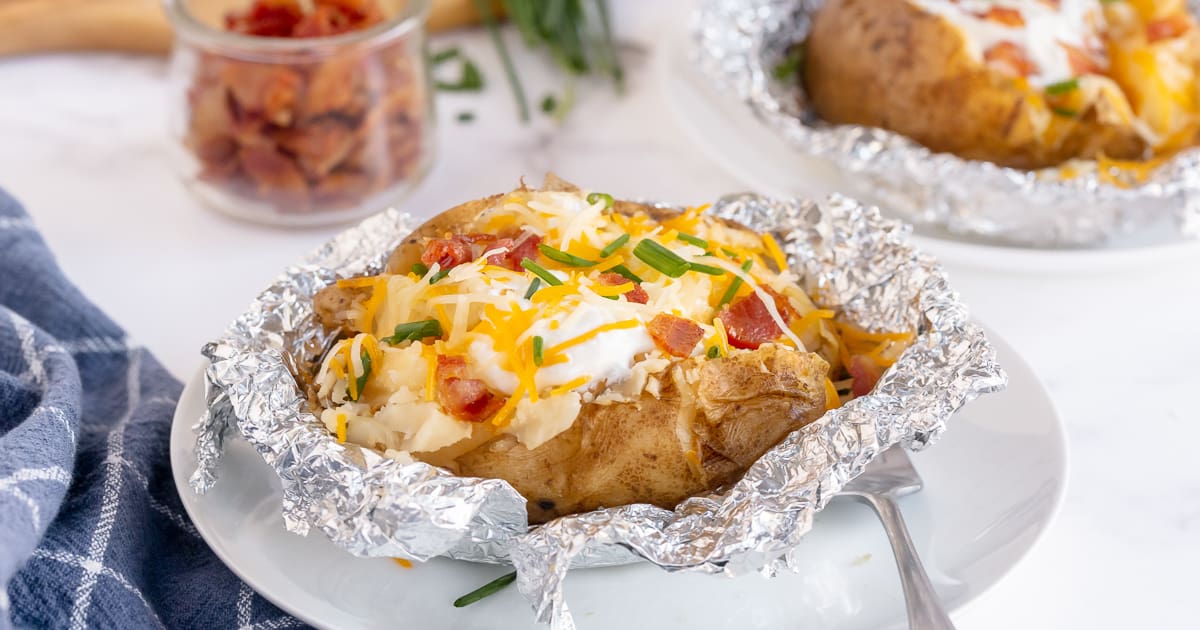 Crock Pot Baked Potatoes (+Easy Meal Ideas!) Valerie's Kitchen