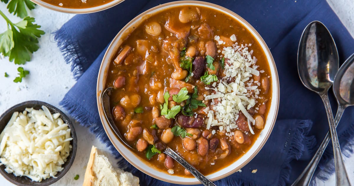 https://www.fromvalerieskitchen.com/wordpress/wp-content/uploads/2021/02/Instant-Pot-15-Bean-Soup-social-56.jpg