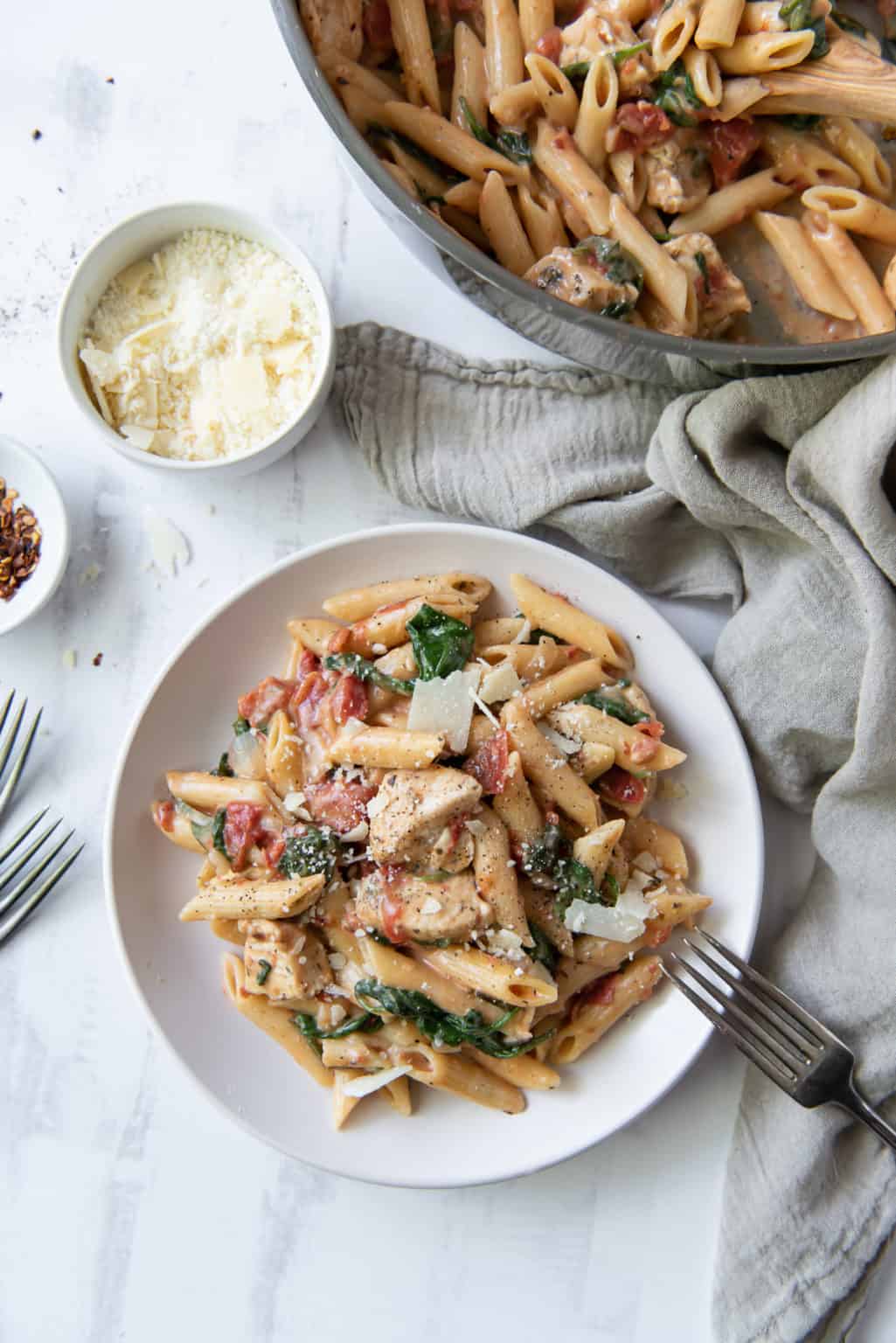 Chicken and Spinach Skillet Pasta (30 Minute Meal!) Valerie's Kitchen