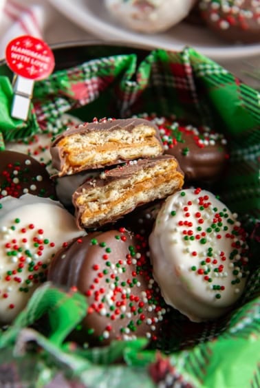 Oatmeal Date Cookies